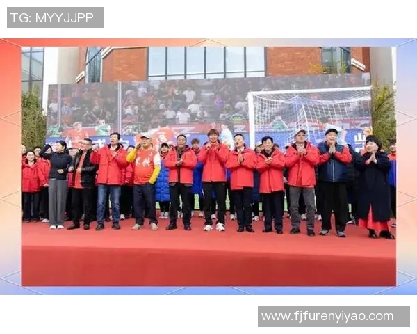 百位足球明星齐聚一堂共唱经典歌曲展现运动与音乐的完美结合